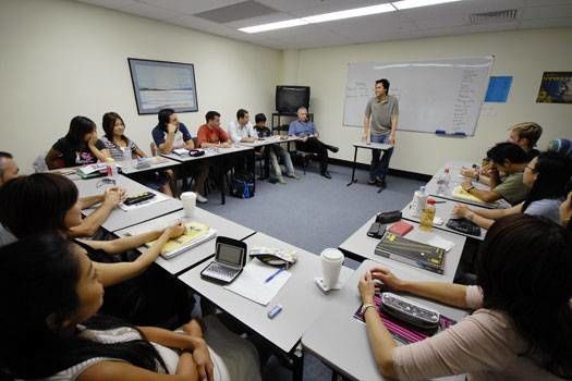 Trường Đại Học Quốc Tế Bond - Canada - Ảnh 5